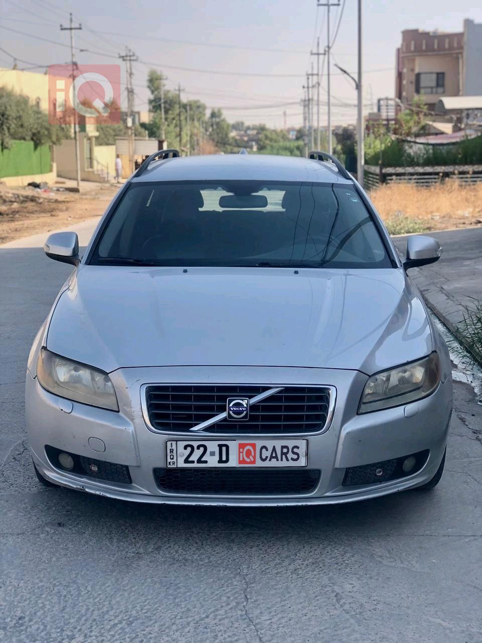 فولفو V70
